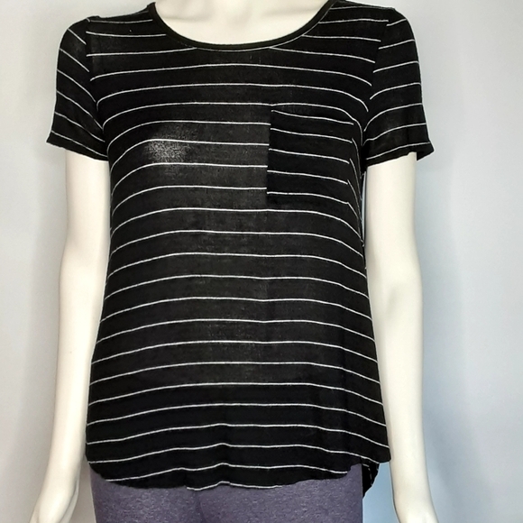 Derek heart scoop neck Sweater sz medium - Picture 2 of 4